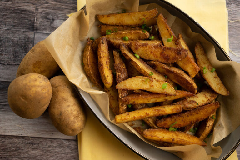 Crispy Seasoned Potato Wedges
